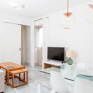  Apartment Urbanliving Alcazabilla Spain