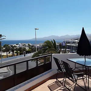  Apartment Central Seaview Puerto Del Carmen Spain